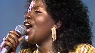 Gloria Gaynor  I Will Survive  Festival de Viña del Mar 1980 [upl. by Prem888]