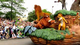 Disneyland Paris Once Upon a Dream Parade [upl. by Ivett]