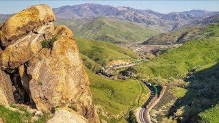 4K Extreme Mountain Railroading Beaumont Hill and Tehachapi Pass Part 1 [upl. by Kussell]