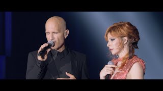 Mylène Farmer feat Gary Jules  Mad World Timeless 2013 Live [upl. by Gratia8]