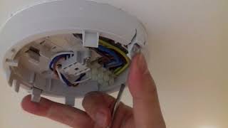 DETA Smoke Alarm detaching and changing battery [upl. by Libyc]