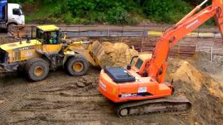 Bagger arbeiten  Großbaustelle [upl. by Assirok]